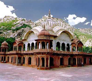 Moosi Maharani ki Chhatri